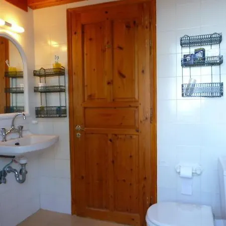 Angela, Panoramablick Uebers Vasilikí